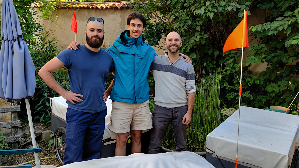 Au bois d’nos coeurs : une tournée Brassens à vélo…