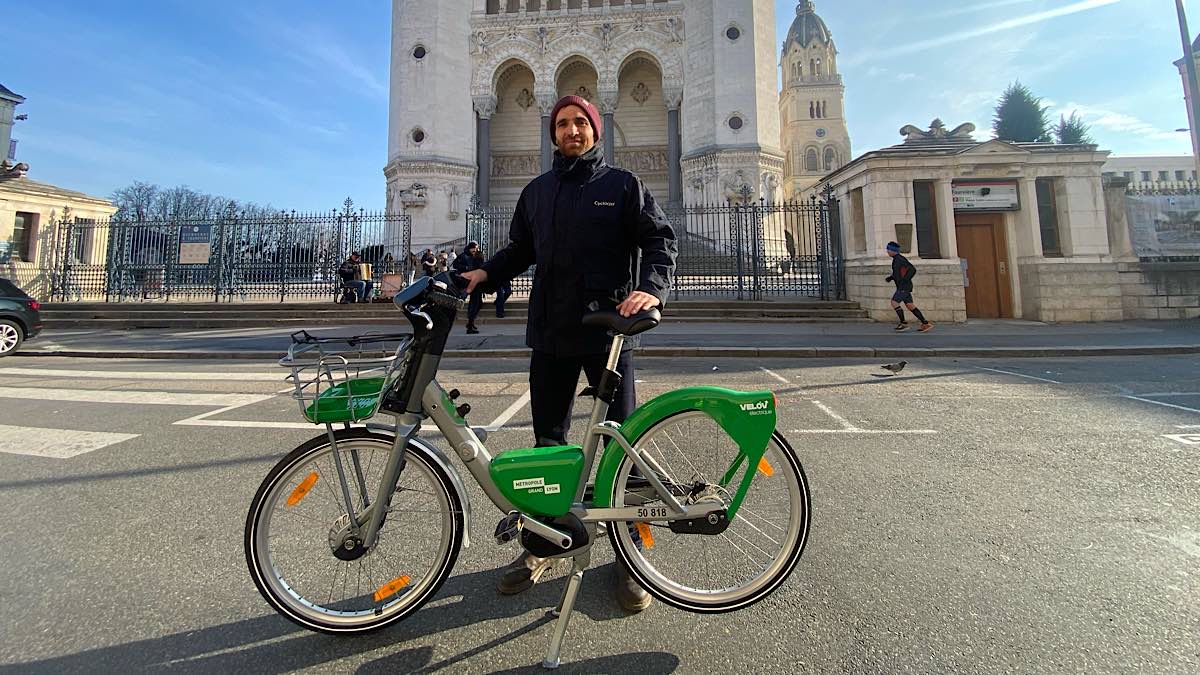 Vélo’V électrique : les collines lyonnaises à portée de pédales